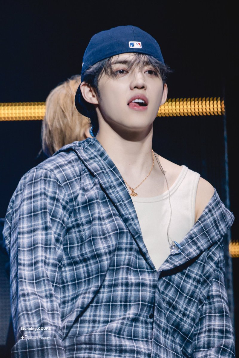 scoups said bring back off shoulder fashion