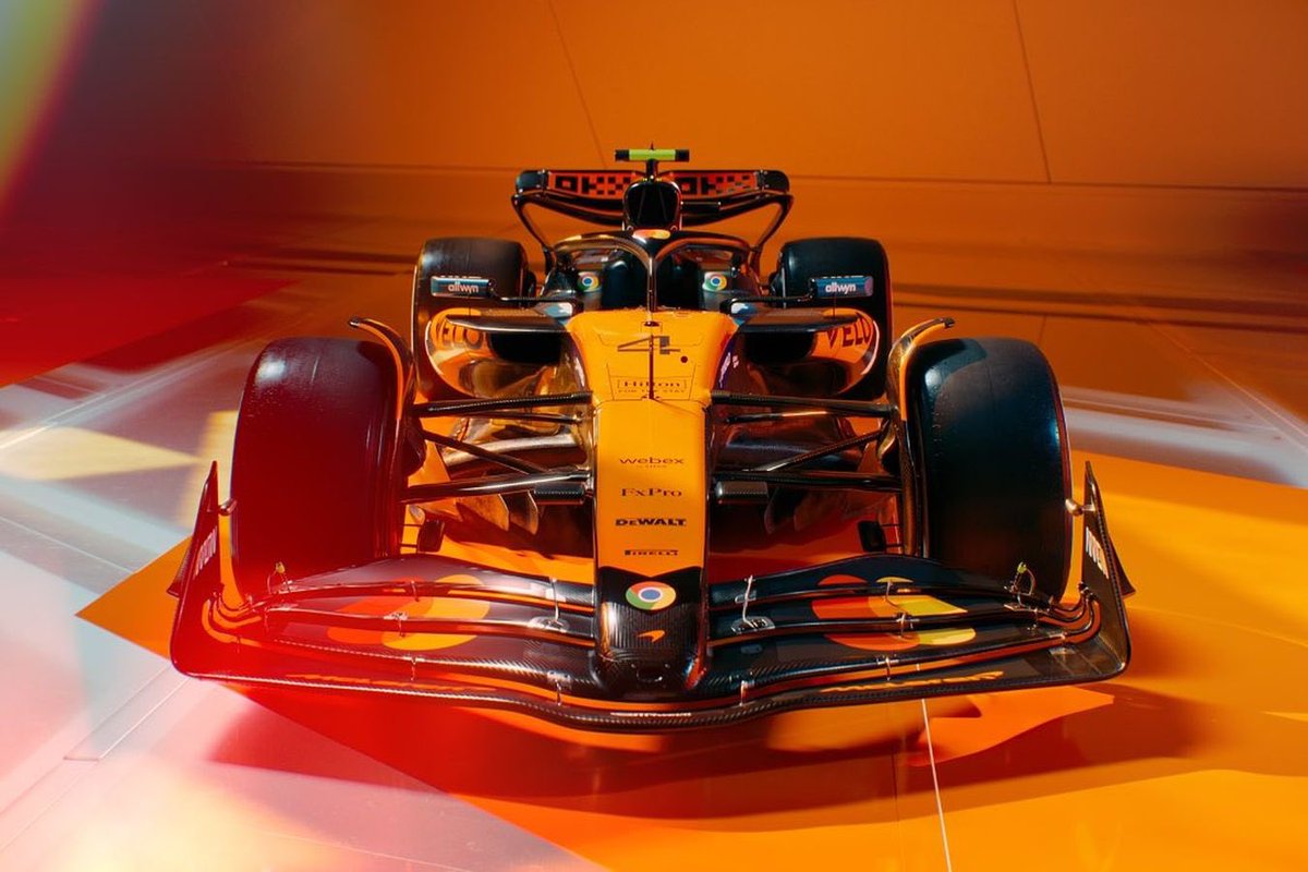 AnnaS8S8's tweet photo. McLaren 🚀 Ready to Shake Up 2025!

At the latest presentation, McLaren unveiled the MCL39 – an evolution of last year’s success.

🔸 Lando Norris & Oscar Piastri are confident the team is ready to fight for podiums from the start.
🔸 Upgraded aerodynamics & suspension promise more speed and stability.
🔸 Building on their 2024 progress, McLaren is set to challenge the front-runners.

Can the papaya squad disrupt the championship battle ? 🏎️🔥 #McLaren #F1