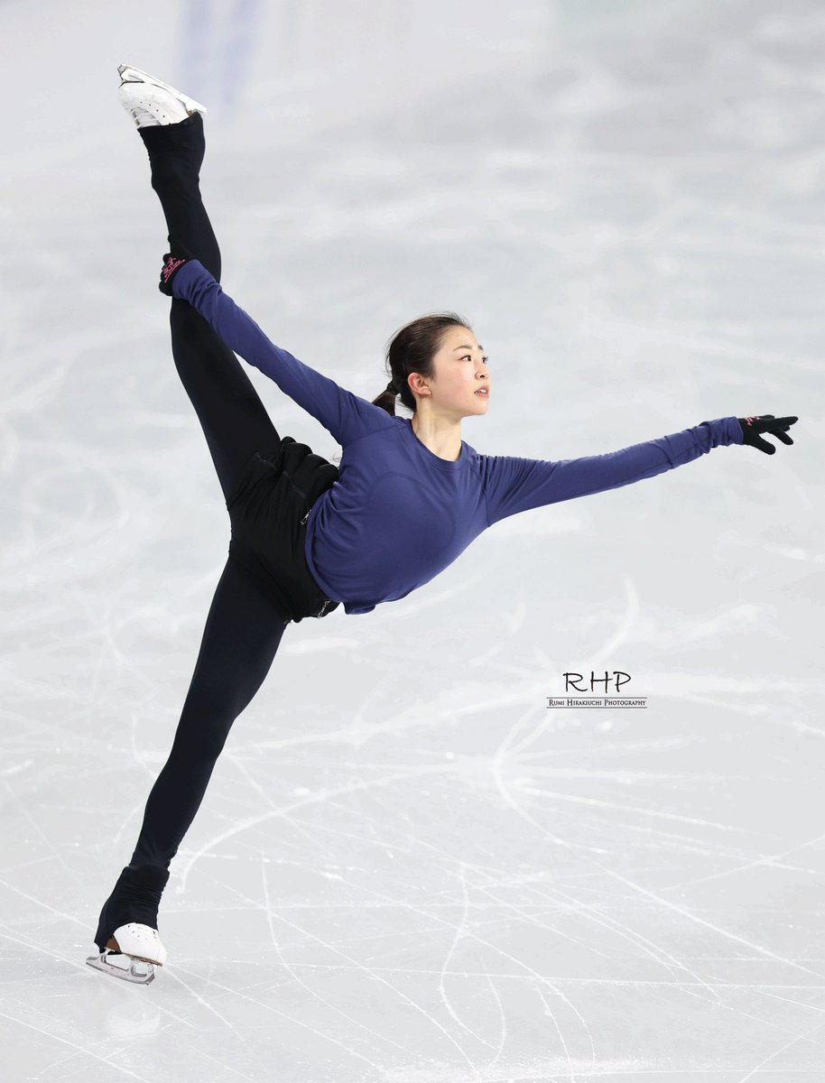 prhhhhhh's tweet photo. #4countsfigure #4cc2025 #四大陸選手権
日本女子🇯🇵の練習中のお写真です。
#樋口新葉　#千葉百音　#松生理乃 #wakabahiguchi #monechiba #rinomatsuike 
#figureskate #teamjapan #フィギュアスケート
明日から試合、楽しみですね。しっかり表情を追えるように集中🎧🧘‍♀️して良い写真📸にしたいです。 https://t.co/JvLvHeNwnr