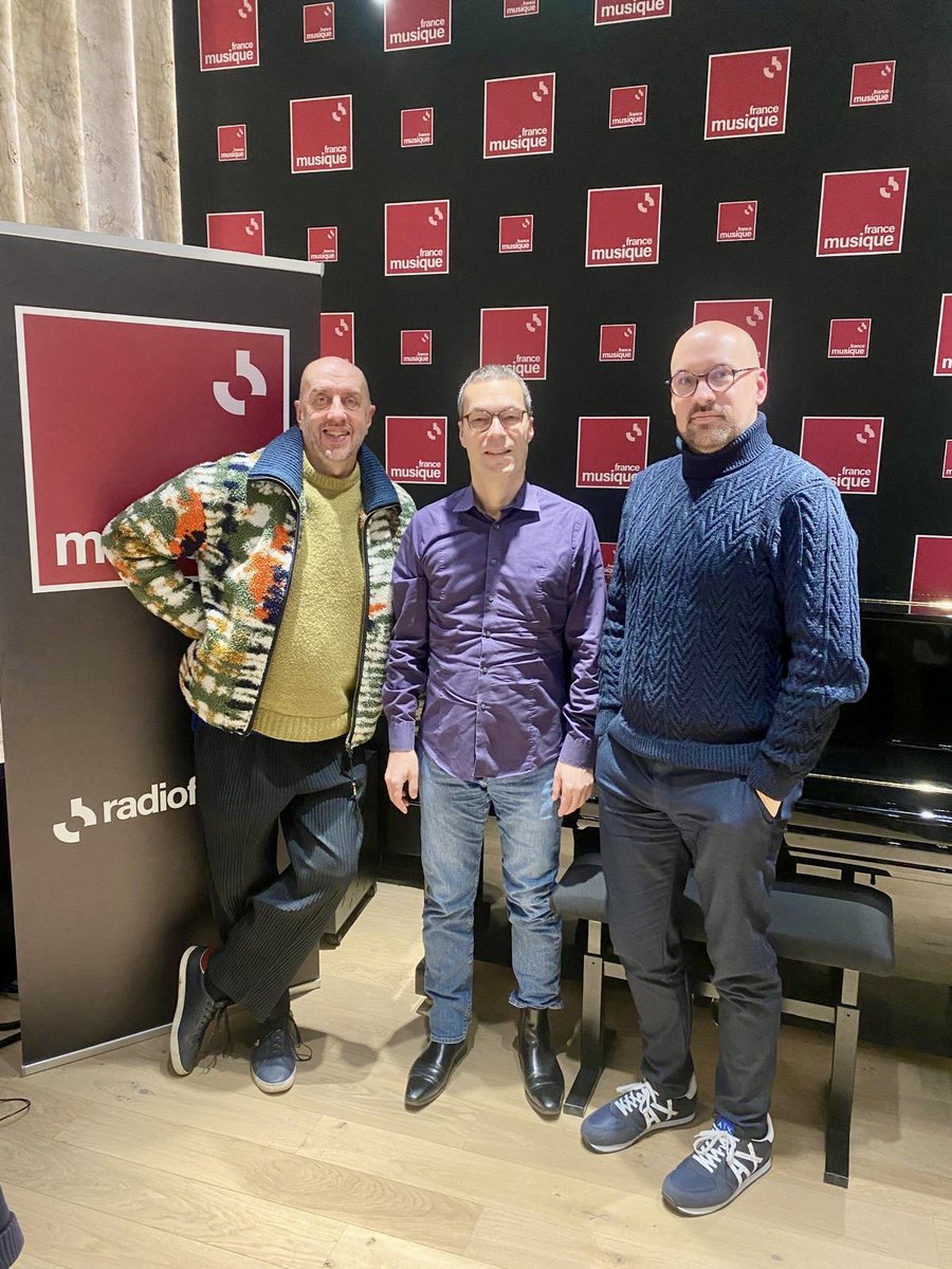 CMBV (@cmb_v) on Twitter photo 📻 Réécoutez Benoît Dratwicki et <a href="/HerveNiquet/">Hervé Niquet</a> sur @FranceMusique dans l’émission de <a href="/LionelEsparza/">Lionel Esparza 🇺🇦</a>. Au programme : la Tétralogie baroque menée par <a href="/leconcertspi/">Le Concert Spirituel</a> et le CMBV et son dernier volet Persée (👋 @TCEopera 🔥🚒 😳).
🔜💿 chez <a href="/alpha_classics/">Alpha Classics</a>
🎧 radiofrance.fr/francemusique/… 📻 Réécoutez Benoît Dratwicki et <a href="/HerveNiquet/">Hervé Niquet</a> sur @FranceMusique dans l’émission de <a href="/LionelEsparza/">Lionel Esparza 🇺🇦</a>. Au programme : la Tétralogie baroque menée par <a href="/leconcertspi/">Le Concert Spirituel</a> et le CMBV et son dernier volet Persée (👋 @TCEopera 🔥🚒 😳).
🔜💿 chez <a href="/alpha_classics/">Alpha Classics</a>
🎧 radiofrance.fr/francemusique/…