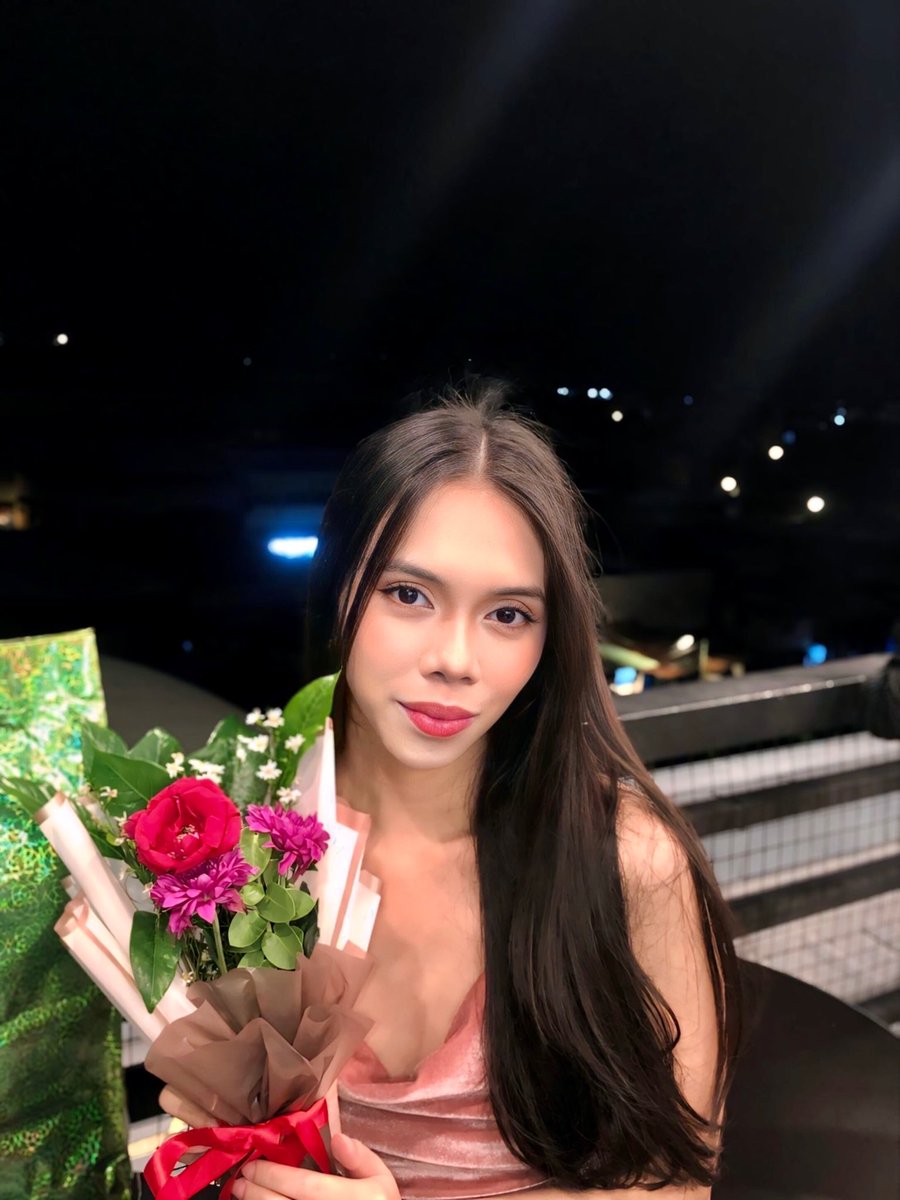datrin_aa's tweet photo. more valentine’s day w you 💗💗 https://t.co/tvylipDCtN