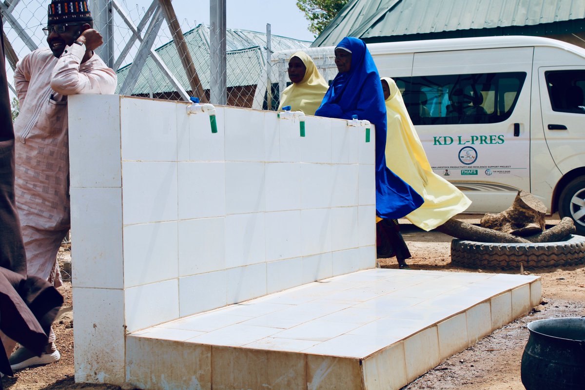 Kadunalpres's tweet photo. A solar powered borehole with multiple drinking throughs enables livestock to access clean water all year round in Kurmin Kaduna Village, in Kaduna. Kaduna LPRES with support from @lpresnigeria is building similar project in 18 other communities in the state. https://t.co/KKptltovm4