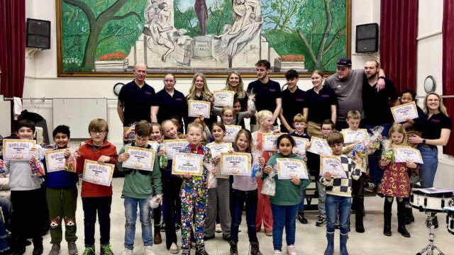 En ook nog en leuk artikel over de afsluiting van de MusicKidz. Ondertussen hebben 11 kinderen zich al aangemeld! Super trots op de vereniging!