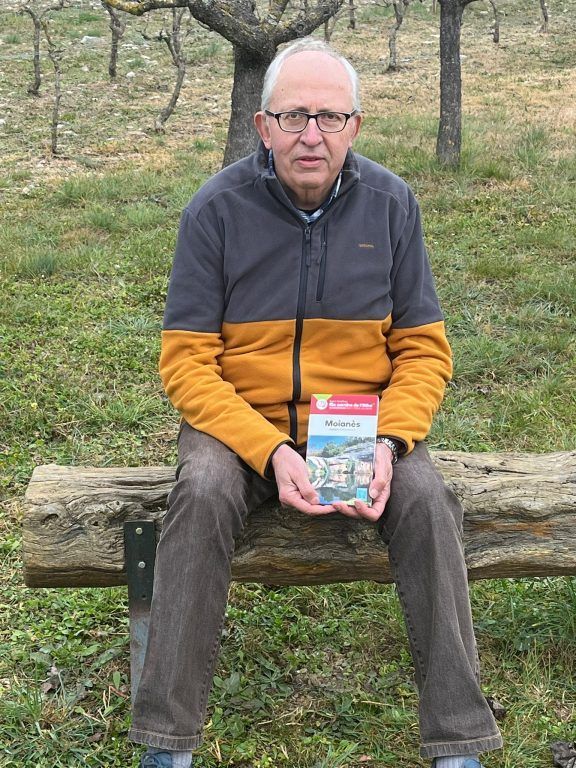 Una nova guia descobreix una vintena de rutes pel Moianès buff.ly/4k2dIjb