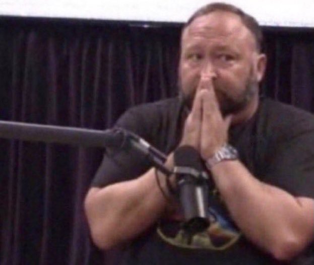 Chuu4Lenin's tweet image. Accidentally said r word in front of a severely mentally disabled person