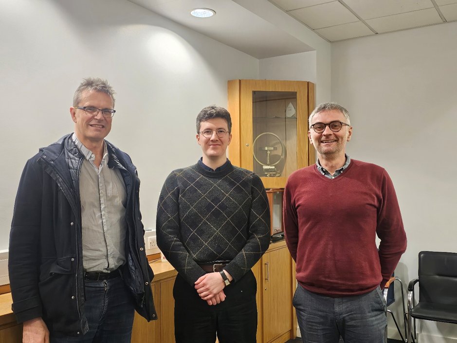 QUB - Maths&Physics (@qubmathsphys) on Twitter photo Congratulations to Dr Luke Calvin, who successfully defended his PhD on Tuesday, 18th February 2025
Title: Laser Driven Muon Production for Materials Inspection and Imaging
Supervisor: Prof Gianluca Sarri <a href="/QUBelfast/">Queen's University Belfast 🎓</a> <a href="/QubEps/">QUB EPS</a> <a href="/qubengagemhls_d/">Public Engagement MHLS</a> <a href="/CDT_PIADS/">PIADS CDT</a> <a href="/AstroQUB/">Astrophysics Research Centre @ QUB</a> #LoveQUB Congratulations to Dr Luke Calvin, who successfully defended his PhD on Tuesday, 18th February 2025
Title: Laser Driven Muon Production for Materials Inspection and Imaging
Supervisor: Prof Gianluca Sarri <a href="/QUBelfast/">Queen's University Belfast 🎓</a> <a href="/QubEps/">QUB EPS</a> <a href="/qubengagemhls_d/">Public Engagement MHLS</a> <a href="/CDT_PIADS/">PIADS CDT</a> <a href="/AstroQUB/">Astrophysics Research Centre @ QUB</a> #LoveQUB