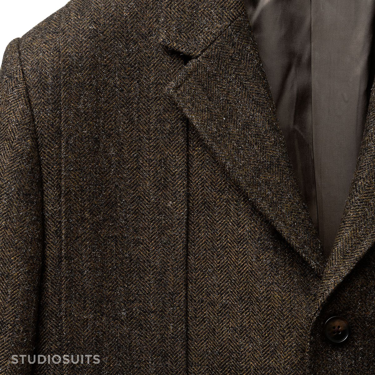 StudioSuits's tweet image. Customer Order Spotlight!
Jaket commissioned by our Client from Colorado.
From the Highlands to high fashion this Scottish Style Jacket is your signature style! 
Shop for this style here👉 t.ly/3xvE8
#studiosuits #jacket #scottish #soctt #jackets #fabric #tweed #mens