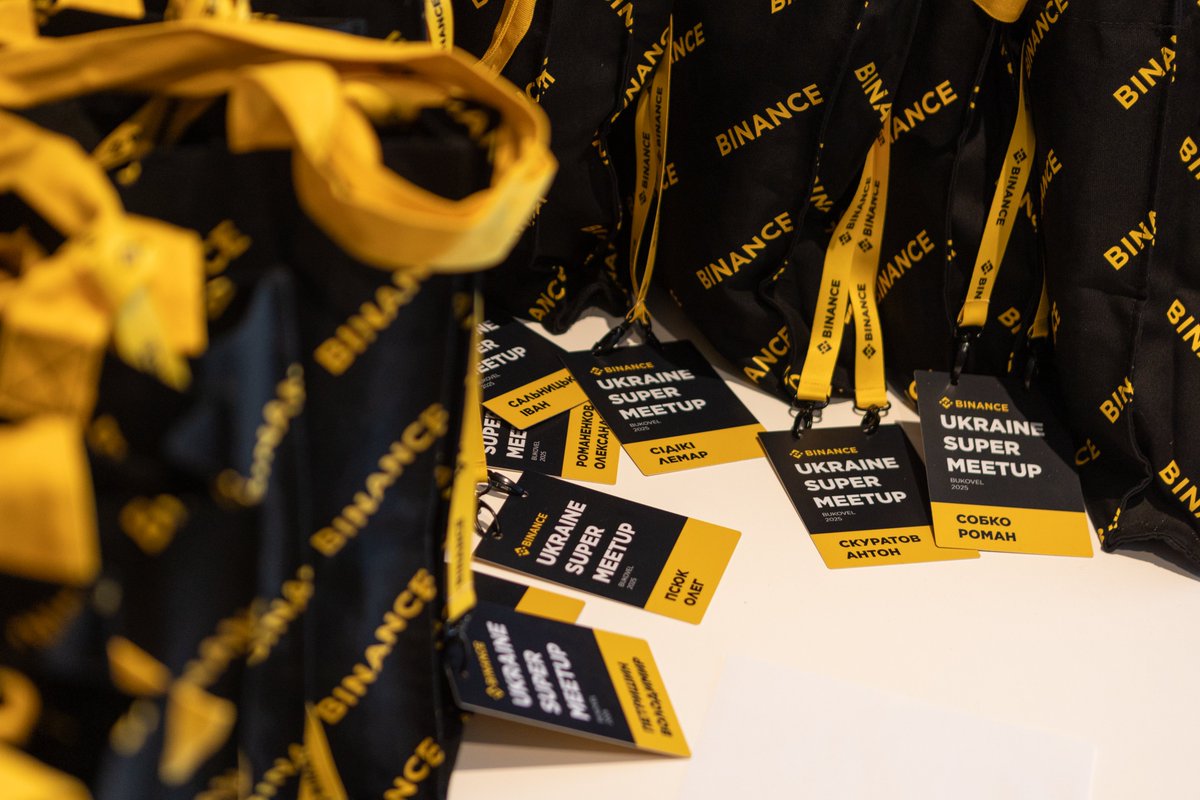 binance's tweet image. The KOL #BinanceSuperMeetup in Ukraine brought together over 20 KOLs! 🇺🇦

For 3 days, participants engaged in insightful masterclasses, dynamic networking, and unforgettable fun. 

Stay tuned for more exciting updates from the Binance community!