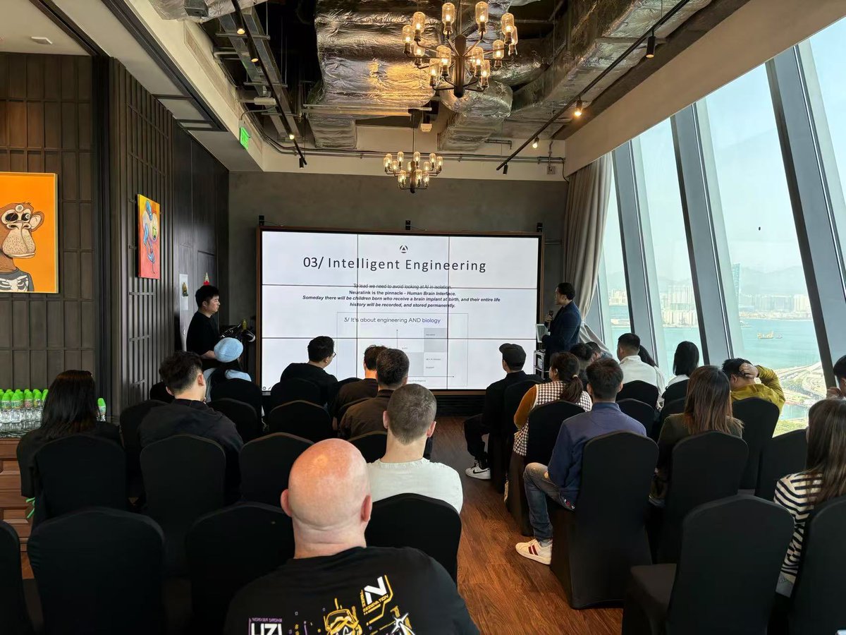 spadelabs's tweet photo. #Consensus #HongKong meet you guys here! https://t.co/2OtmLR6N06