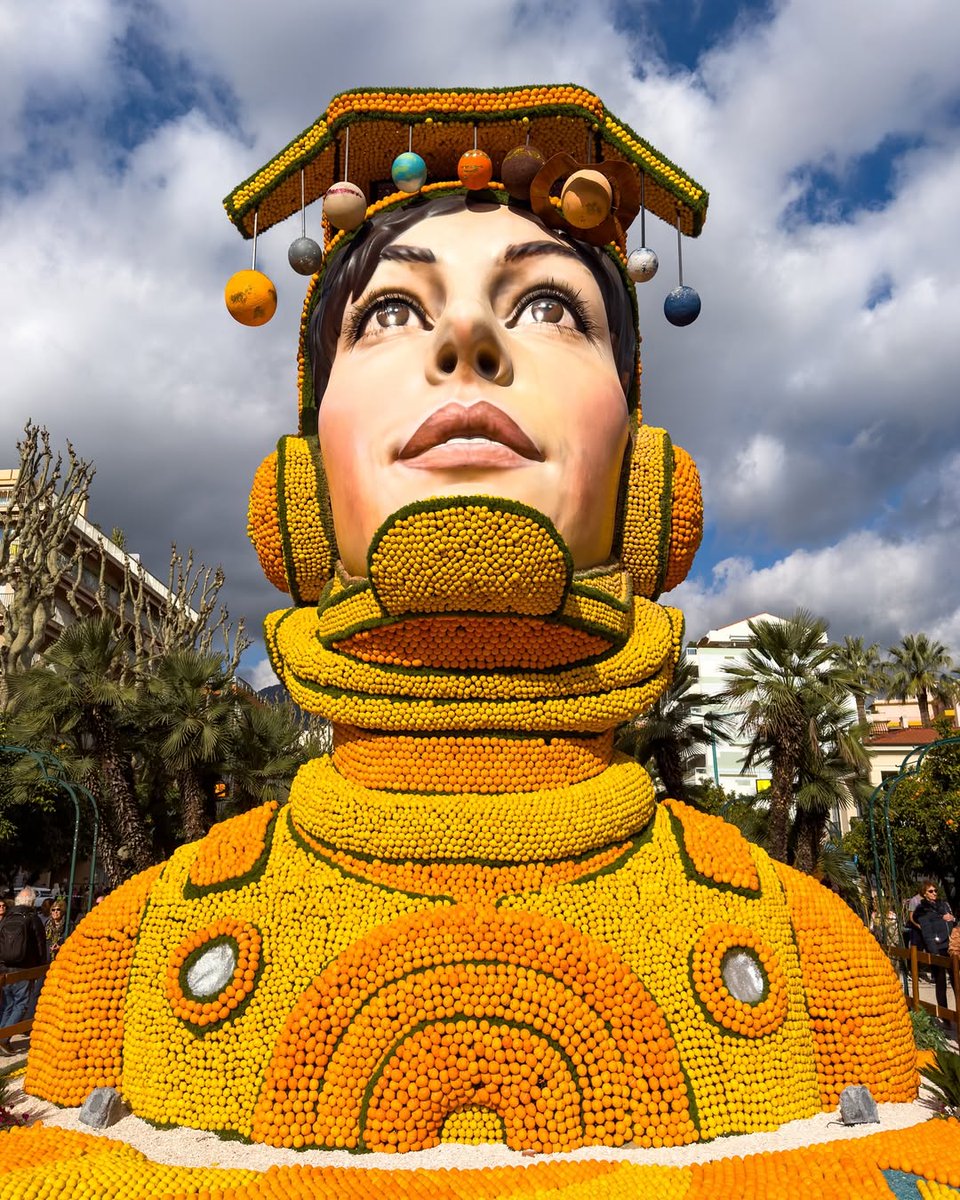 Nicesouris's tweet image. J&apos;aime le nouveau tweet de 🌟Cette année, les sculptures de la #FêteDuCitron à Menton nous emmènent dans l’espace ! 🚀 

Quel est votre coup de 💛 parmi ces œuvres monumentales ? 🍋✨ 

Plus d&apos;infos 👉ow.ly/3HSU50V20A5

📸julianontheroute (IG)

#Co…