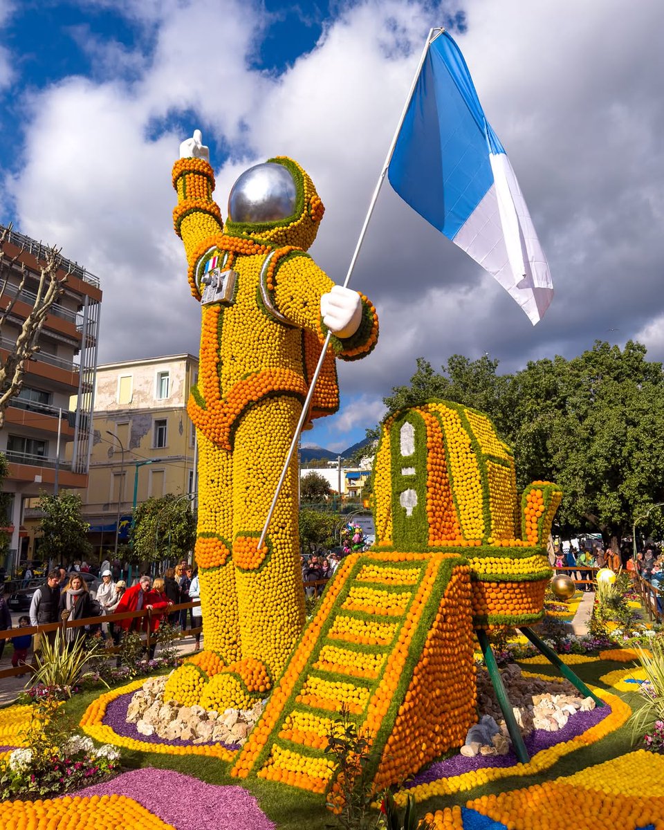 Nicesouris's tweet image. J&apos;aime le nouveau tweet de 🌟Cette année, les sculptures de la #FêteDuCitron à Menton nous emmènent dans l’espace ! 🚀 

Quel est votre coup de 💛 parmi ces œuvres monumentales ? 🍋✨ 

Plus d&apos;infos 👉ow.ly/3HSU50V20A5

📸julianontheroute (IG)

#Co…