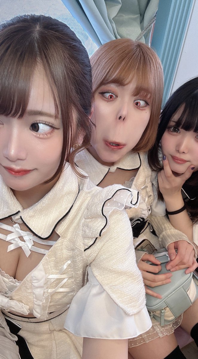 cp_akb's tweet photo. クラプリに車力の巨人出現……
受付で
『駆逐してやる!』
と言ったお客様
席料1000ダイヤ割引!
※まじです
#かわいい? #秋葉原 #秋葉原コンカフェ
#コンカフェ #かわいい #進撃の巨人
#さむい #たこやき #マーメイド #あるこほりっく #ClassyPrincess https://t.co/q9b68j96FZ