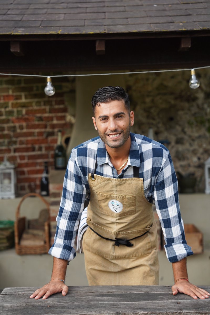 Durham County Council (@durhamcouncil) on Twitter photo We are excited to announce the celebrity chefs joining us on Sunday 13 April at <a href="/BishFoodFest/">Bishop Auckland Food Festival</a>!
🍰 TV Chef and Bake Off: The Professionals Judge <a href="/cherish_finden/">Cherish Finden 黄淑柔 🇬🇧🇸🇬</a>
🍝 Italian Chef and Content Creator Francesco Mattana
🍫 Award-winning chocolatier <a href="/paul_a_young/">paul.a.young</a>
County Durham's We are excited to announce the celebrity chefs joining us on Sunday 13 April at <a href="/BishFoodFest/">Bishop Auckland Food Festival</a>!
🍰 TV Chef and Bake Off: The Professionals Judge <a href="/cherish_finden/">Cherish Finden 黄淑柔 🇬🇧🇸🇬</a>
🍝 Italian Chef and Content Creator Francesco Mattana
🍫 Award-winning chocolatier <a href="/paul_a_young/">paul.a.young</a>
County Durham's
