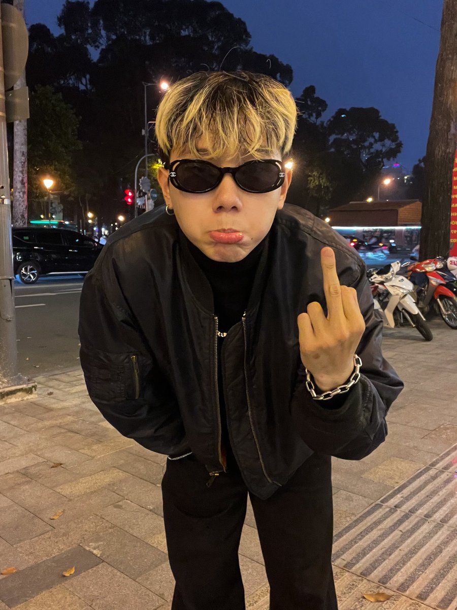 convitcon0807's tweet photo. Ib ig : lman.khazng_ để bít thêm chi tiết 🥵 https://t.co/wrh46GuXNg