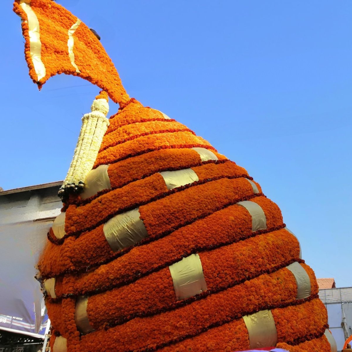 RahulShah_Coach's tweet photo. The Great Shivaji Maharaj

"क्रियासिद्धिः सत्त्वे भवति महतां नोपकरणे"

True achievement comes from one's inner strength and pure intention (Sattva) rather than external means or tools.
The quality of one's being is the key to successful action.
Namo namah.
#ShivajiMaharajJayanti https://t.co/36UoQwbDJP