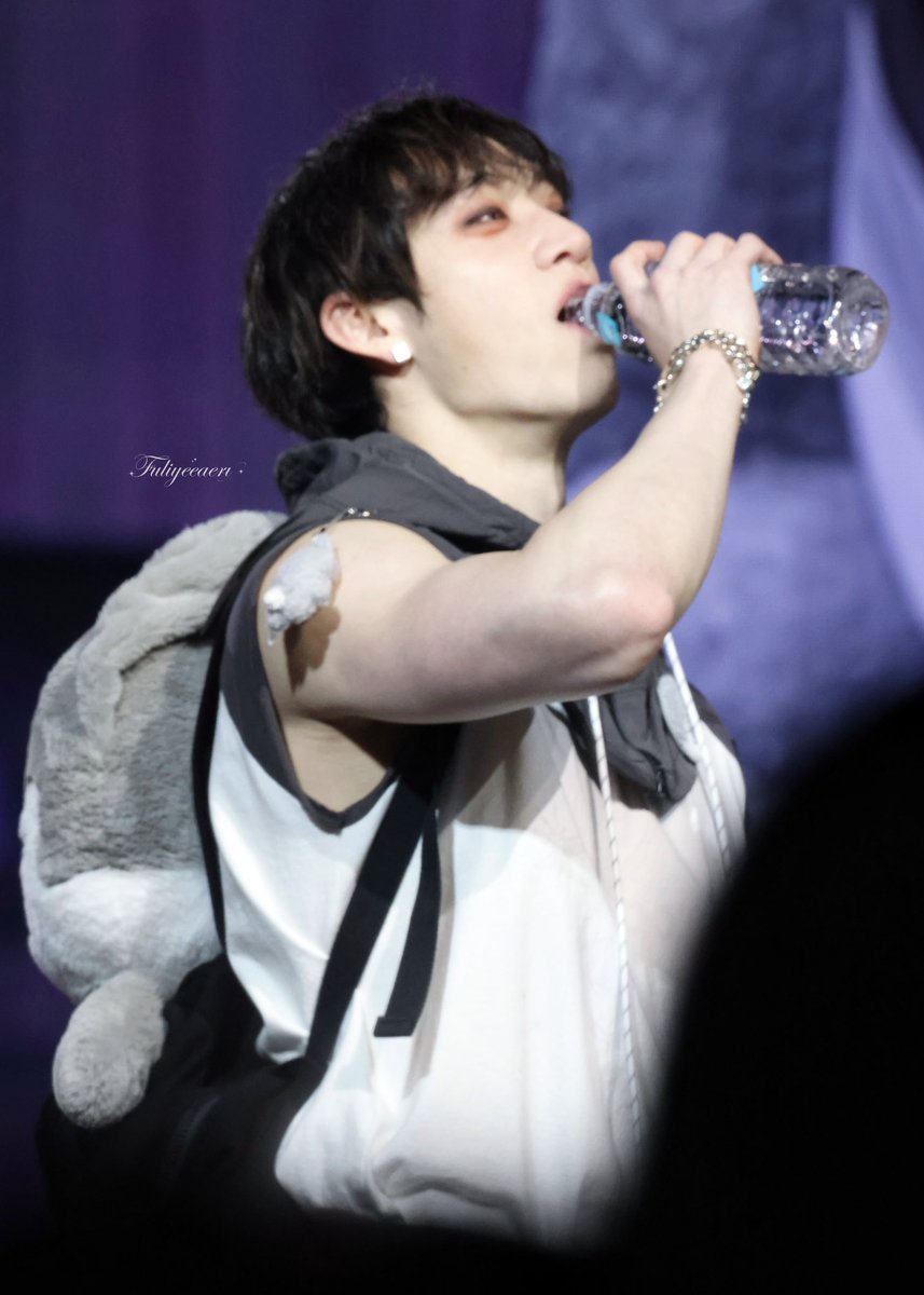 250216 FM
#BangChan #StrayKids #Chris 
#방찬 #스트레이키즈