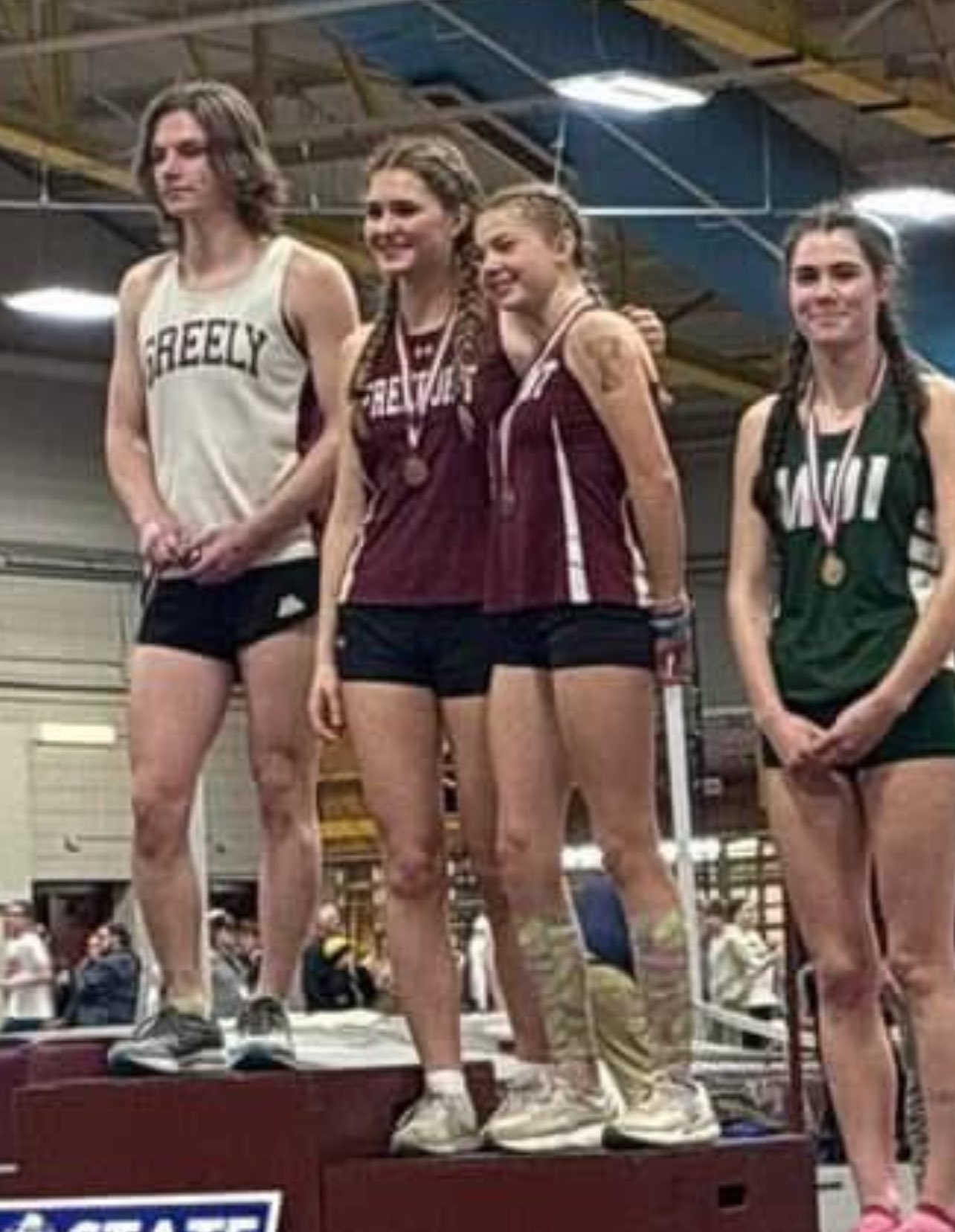 𝓜𝓐𝓖𝓐 𝕏 𝓣𝓘𝓜𝓔𝓢 𝓓𝓐𝓘𝓛𝓔𝓨 𝓝𝓔𝓦𝓢🇺🇸 on X: "Pole vaulter in the  state of Maine places fifth against the boys decides to compete against the  girls 2 yrs. later and wins first place…