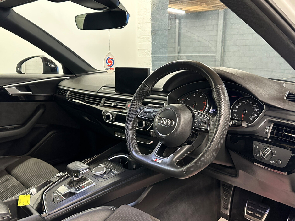CarzoneIE's tweet image. 🌟USED CAR OF THE WEEK 🌟
Check out this 2019 Audi A4 S-Line Black Edition for sale on Carzone ➡️carzone.ie/used-cars/audi…