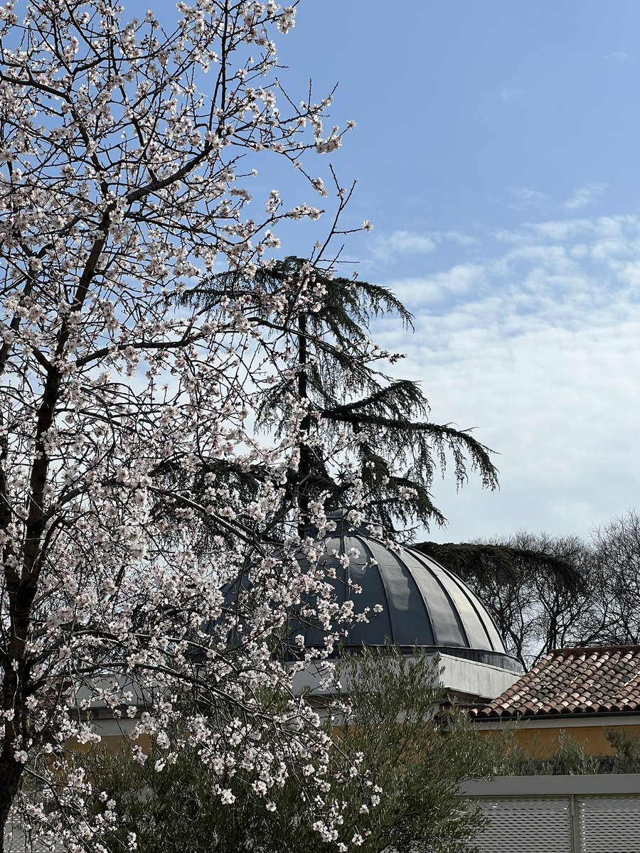 Las sillas del jardín de la Finca de Vistalegre y la sensación de paz, en #Carabanchel