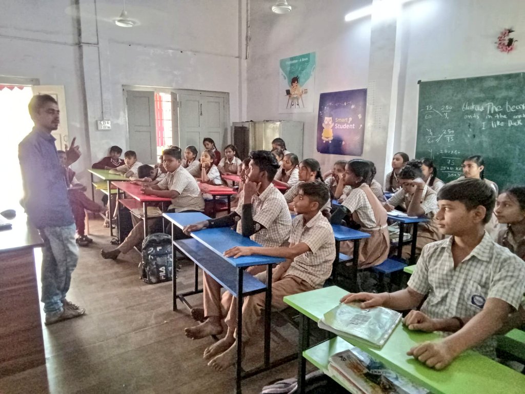 drkalamcsckheda's tweet photo. Celebrating the spirit of scientific innovation on #NationalScienceDay! 🚀🔬 Honoring the legacy of Sir C.V. Raman and embracing the power of science to shape a better future. #ScienceForSustainableFuture #NSD2025
@IndiaDST @dstGujarat @narottamsahoo @InfoGujcost https://t.co/UxkG0p0H56
