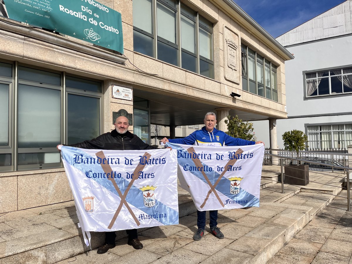 🚣 🗣️ Nova cita co remo na vila aresá: a Bandeira de Bateis Concello de Ares 

🔷 O alcalde, Julio Iglesias, e o secretario do <a href="/RemoAres/">Club de Remo Ares</a>, José Montero, presentaron esta mañá o evento no consistorio. 

🔗 concellodeares.gal/nova-cita-co-r…