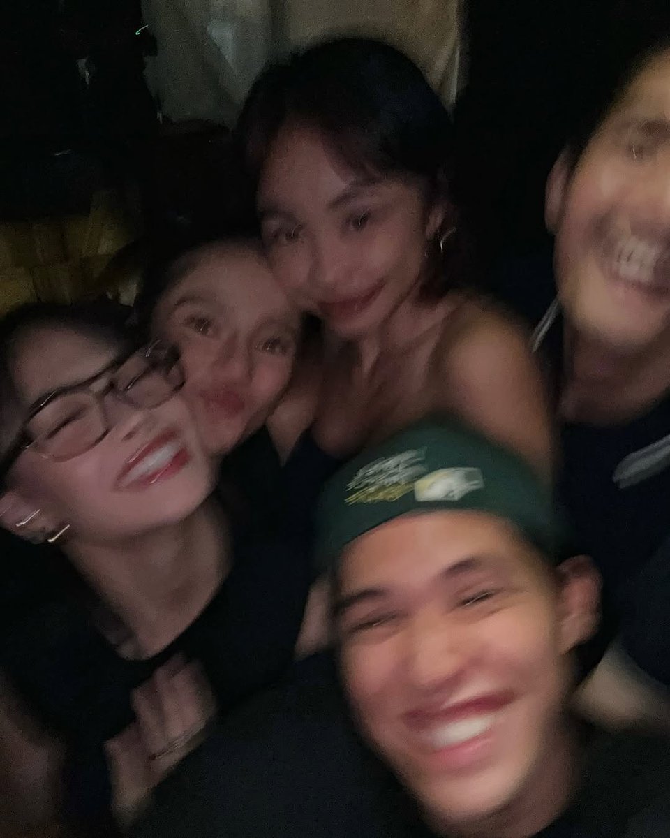 DonBelleOFC's tweet photo. IG | @.kyleecharri posted photos with @bellemariano02 and @donnypangilinan 

#DonnyPangilinan | #BelleMariano 
#DonBelle https://t.co/QHJkRs8vBE