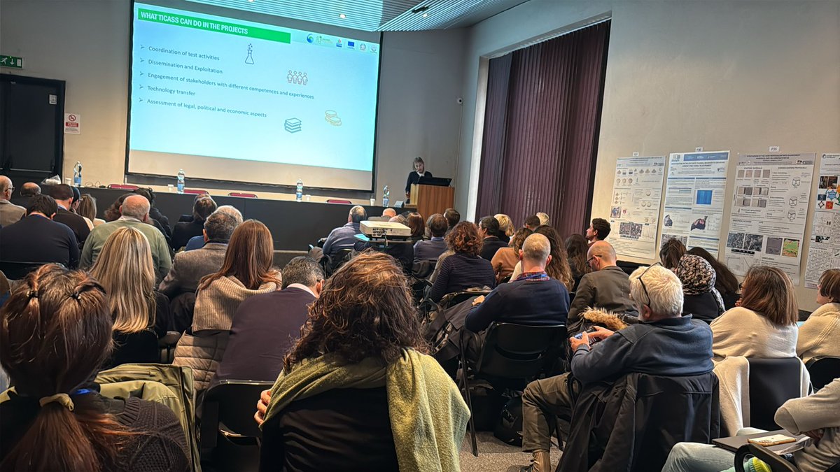 CNR - SCITEC (@cnr_scitec) on Twitter photo 📢 RICERCA, SVILUPPO e INNOVAZIONE -La parola agli stakeholder del territorio
#FrancescoCaso, Dirigente Settore sviluppo strategico e <a href="/FilseBIC/">FILSE BIC - Incubatore di Impresa</a> #ElisabettaArato, Presidente <a href="/Ticass_scrl/">Ticass | Polo EASS</a>
#FrancescoBonaccorso #BeDimensional Produzione industriale di materiali 2D alta
#dialoghi 📢 RICERCA, SVILUPPO e INNOVAZIONE -La parola agli stakeholder del territorio
#FrancescoCaso, Dirigente Settore sviluppo strategico e <a href="/FilseBIC/">FILSE BIC - Incubatore di Impresa</a> #ElisabettaArato, Presidente <a href="/Ticass_scrl/">Ticass | Polo EASS</a>
#FrancescoBonaccorso #BeDimensional Produzione industriale di materiali 2D alta
#dialoghi