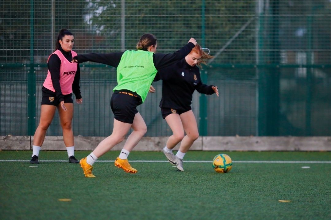 Hull City Ladies tweet media