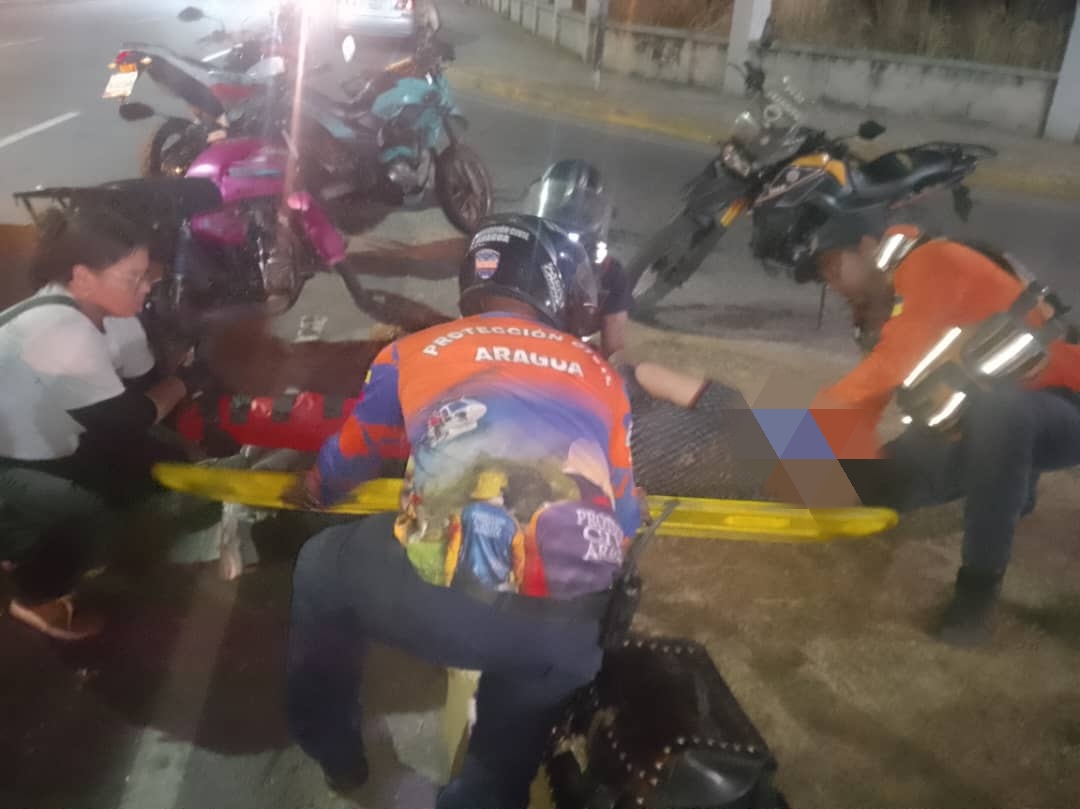 pcmbi (@pcmbi) on Twitter photo #18Feb Atención Pre Hospitalaria a (1) Persona 👤 Lesionada Involucrada en Colision Lateral de Vehículos 🚗 - 🏍️ en la Avenida Universidad a la Altura del IRDA Sentido Maracay #MBI <a href="/BrullerbyPSUV/">Brullerby Suárez</a> <a href="/efrenochoa/">efren ochoa</a> <a href="/droopy171/">Alexander Sanchez</a> <a href="/PCivil_Ve/">Protección Civil</a> @Zoedanaraguapc <a href="/DulceyParadaM/">G/D Marlon Dulcey Parada</a> <a href="/Vgrpc_MIJP/">VGRPC</a> #18Feb Atención Pre Hospitalaria a (1) Persona 👤 Lesionada Involucrada en Colision Lateral de Vehículos 🚗 - 🏍️ en la Avenida Universidad a la Altura del IRDA Sentido Maracay #MBI <a href="/BrullerbyPSUV/">Brullerby Suárez</a> <a href="/efrenochoa/">efren ochoa</a> <a href="/droopy171/">Alexander Sanchez</a> <a href="/PCivil_Ve/">Protección Civil</a> @Zoedanaraguapc <a href="/DulceyParadaM/">G/D Marlon Dulcey Parada</a> <a href="/Vgrpc_MIJP/">VGRPC</a>