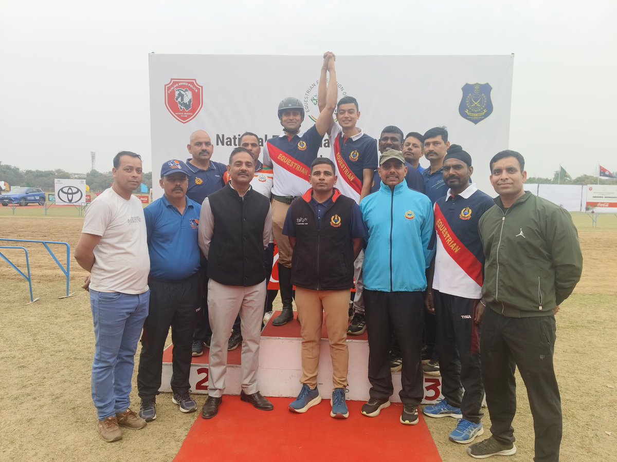 BSF_Punjab's tweet photo. 𝐂𝐭 𝐏. 𝐁𝐡𝐚𝐠𝐰𝐚𝐧 𝐁𝐡𝐚𝐢 𝐖𝐢𝐧𝐬 𝐀𝐧𝐨𝐭𝐡𝐞𝐫 𝐆𝐨𝐥𝐝 𝐟𝐨𝐫 𝐁𝐒𝐅 𝐚𝐭 𝐍𝐚𝐭𝐢𝐨𝐧𝐚𝐥 𝐓𝐞𝐧𝐭 𝐏𝐞𝐠𝐠𝐢𝐧𝐠 𝐂𝐡𝐚𝐦𝐩𝐢𝐨𝐧𝐬𝐡𝐢𝐩 𝟐𝟎𝟐𝟒-𝟐𝟓 🏇🏇

In the ongoing National Equestrian Championship – Tent Pegging 2024-25, being held at Punjab Armed Police Grounds, Jalandhar, from 15th to 23rd February 2025, Constable P. Bhagwan Bhai of BSF secured a gold medal in the National Tent Pegging Individual Sword category, adding yet another prestigious achievement to the force.

It is noteworthy that Constable P. Bhagwan Bhai learned horse riding only after joining BSF and was trained, nurtured, and equipped by the force. His dedication, relentless hard work, and BSF’s exceptional training culminated in this remarkable success.

In Tent Pegging’s Individual Sword category, a single rider on horseback gallops along a course, using a sword to pierce, pick up, and carry away small ground targets (symbolic tent pegs). This requires exceptional precision, speed, and control, making it one of the most challenging and skill-intensive equestrian disciplines.

During the prize distribution ceremony, Dr. Atul Fulzele, IPS, IG BSF Punjab, attended as the Guest of Honour and presented the awards to the winners in the presence of senior officers from Punjab Police and other organizations. He congratulated the players on their outstanding achievements and for bringing glory to their respective forces.

#BSFsports 
#BSFequestrian
#TentPegging 

@BSFACYTEKANPUR @BSF_India @HMOIndia @PMOIndia @PIBHomeAffairs @DGPPunjabPolice @PunjabPoliceInd