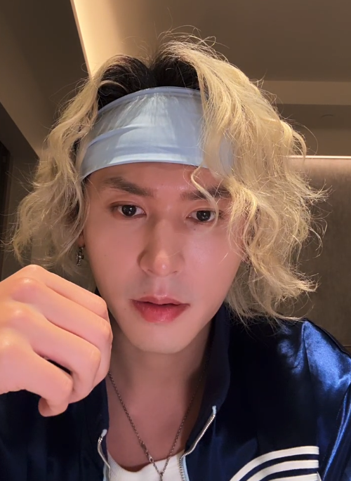 AmandaCDrama's tweet photo. 我天我可以截一萬張圖  #ZhangZhehan #theRealZhangZhehan #張哲瀚 #チャン・ジャーハン #장철한 #จางเจ๋อฮั่น https://t.co/OVYfgrjhXI