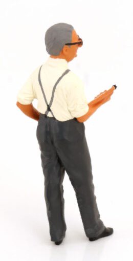 modeluniverseco's tweet photo. Now Available: ENZO FERRARI WITH CLIPBOARD FIGURE 1:12 SCALE

Order now at https://t.co/YybRmTMmNi

Add this 1:12 scale Enzo Ferrari with Clipboard figure to your collection!

Key Features:
•Highly detailed 1:12 scale figure
•Iconic Enzo Ferrari holding a clipboard
•Perfect for collectors and Ferrari enthusiasts
•Premium quality craftsmanship
  
A perfect match for any 1:12 scale Ferrari model