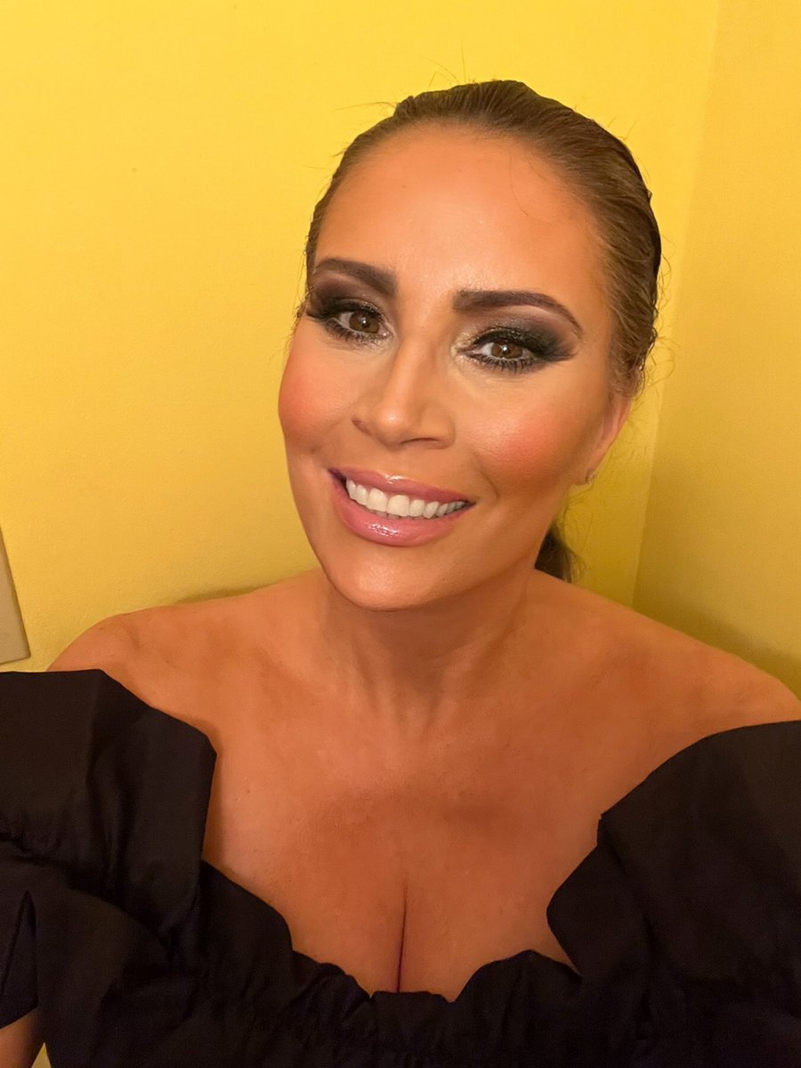 Francine tweet media