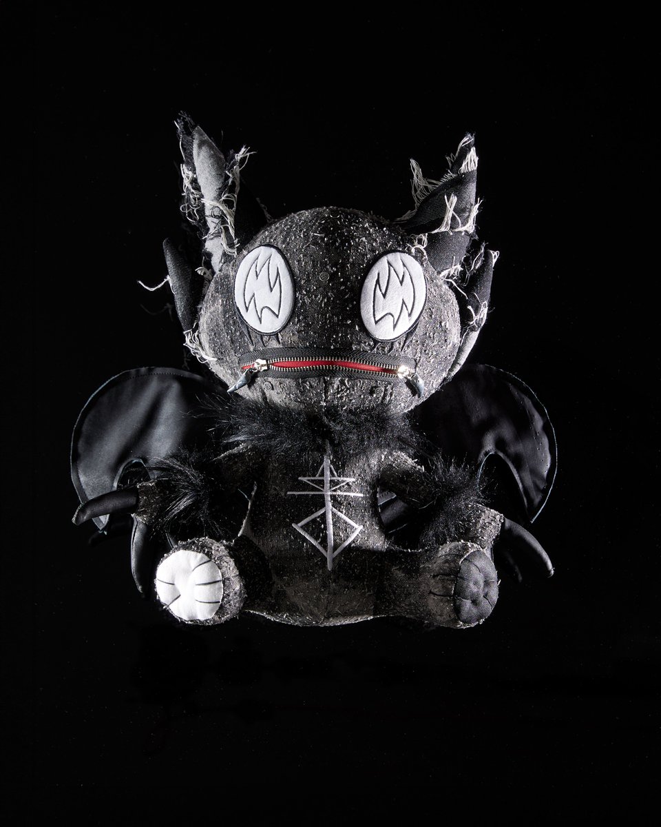 DropDeadUK's tweet image. Born from darkness.