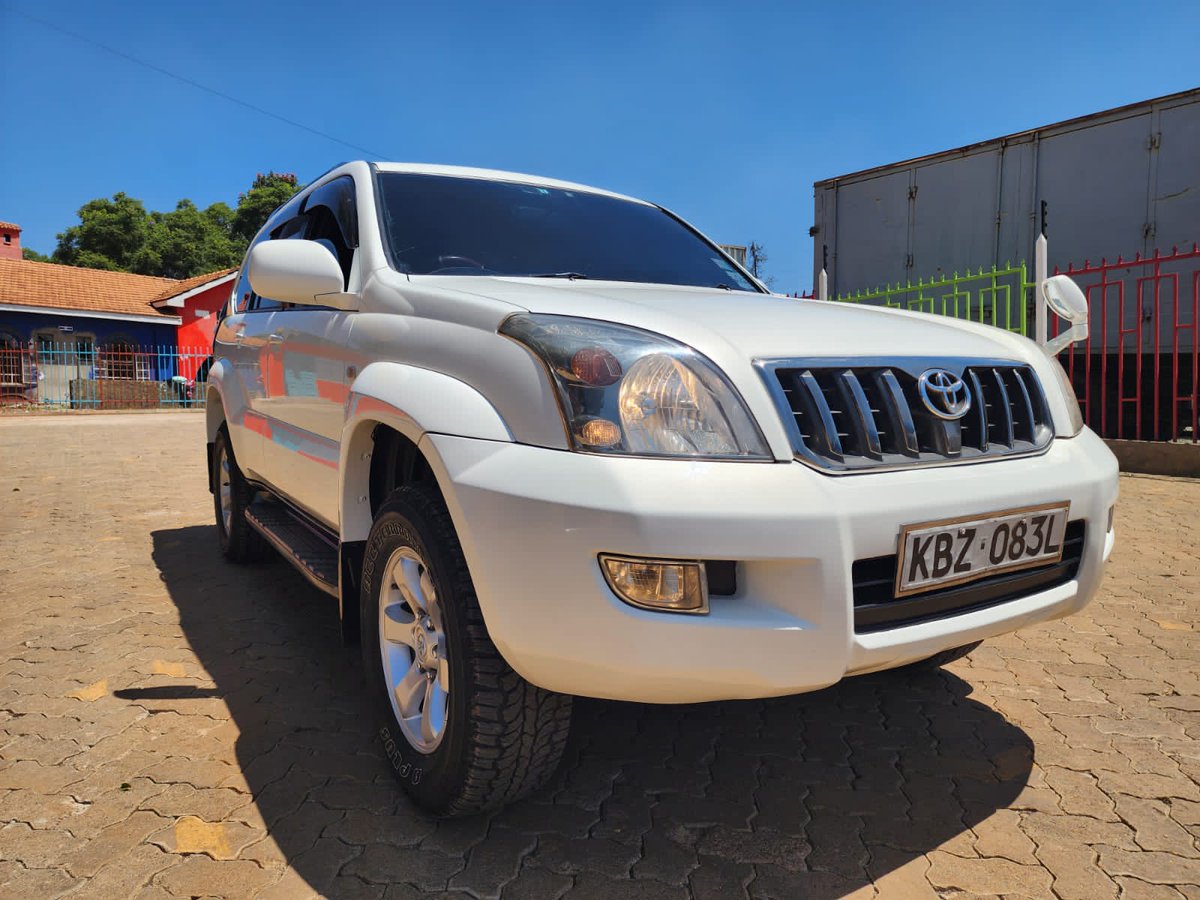 Hammosiako's tweet photo. TOYOTA PRADO J120 SERIES *TX* YEAR 2008 FOR SALE..💥ORIGINAL PAINT💥..AUTO GEAR..*2700CC PETROL ENGINE*..*ASKING PRICE 2,150,000* SLIGHTLY NEGOTIABLE...💥TRADEIN ACCEPTED 💥💥
#qualitypreowned https://t.co/7PkfpDB1xI