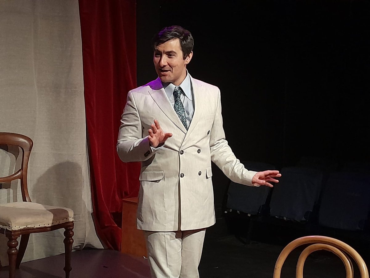 PengeTheatre's tweet image. What A Gay Day! Larry Grayson returned from the other side as our new show charting his life opened last night. Don&apos;t miss your chance to spend an evening with Larry as he recounts his tumultuous journey towards stardom.

🎟 thebridgehousetheatre.co.uk/shows/what-a-g…