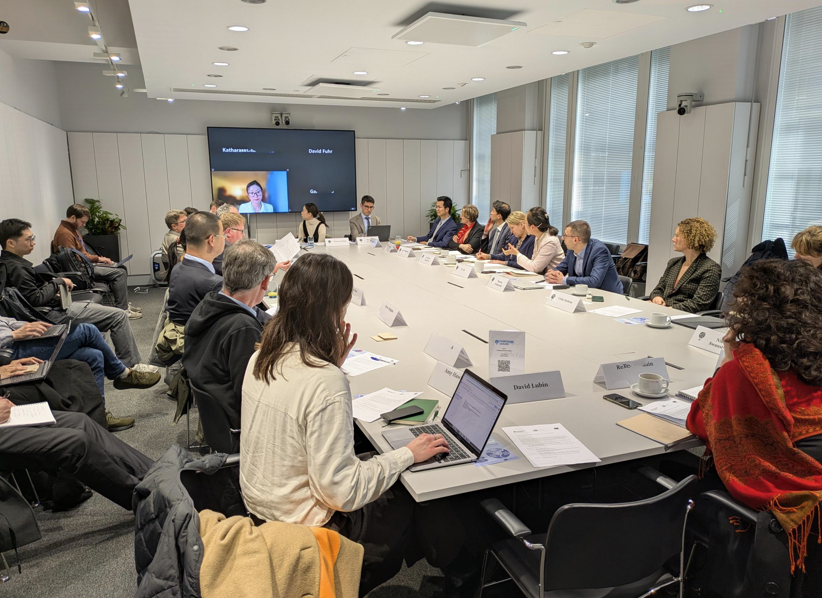 CHAsiaPacific's tweet photo. We spent a productive afternoon yesterday exploring China's reaction to US containment for our @EuroHub4Sino project. 

Thanks to all our participants and project partners for sharing their valuable insights! 🇨🇳🇺🇸🇪🇺🇬🇧 https://t.co/ADD9MMl0Ng