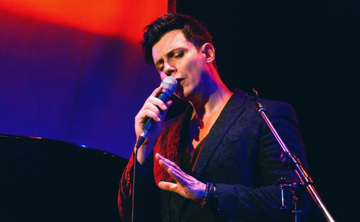 iNanjingJS's tweet photo. French musical star and singer #LaurentBan is about to bring his concert "L'ENVOL" to #Nanjing, China! The concert will be held at 7:30 p.m. on April 8, 2025, at the Nanjing Poly Grand Theatre.
Laurent Bán is widely loved for his mellow voice and excellent singing skills. His representative musical works include Notre-Dame de Paris, Mozart - L'Opéra Rock, and Les Misérables. These works have been successfully toured worldwide. 
Last year, the French musical Mozart - L'Opéra Rock came to Nanjing for a tour, and tickets were in high demand.