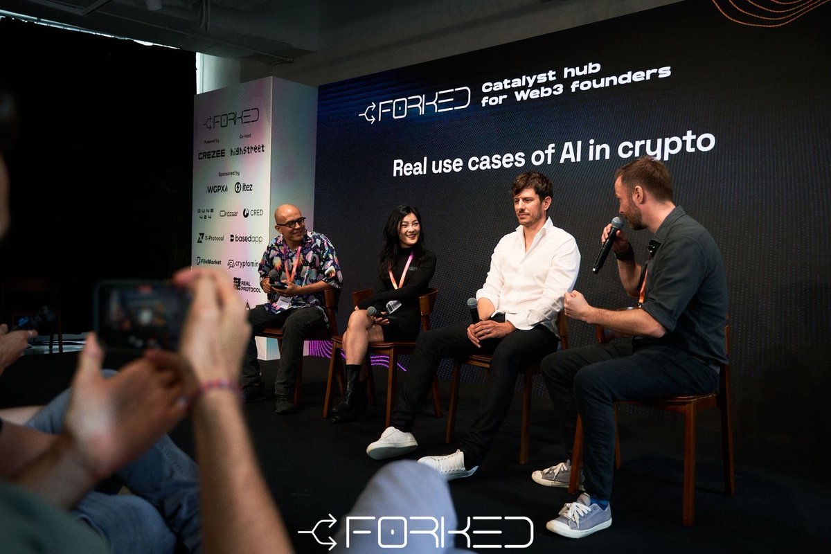 Everyone’s talking about how AI is reshaping every industry out there, so we absolutely had to hop on this convo as well. Let’s go back in time to summer 2024, when talked about real use cases of AI in Crypto! At FORKED conference in Hong Kong, that discussion quickly went beyond
