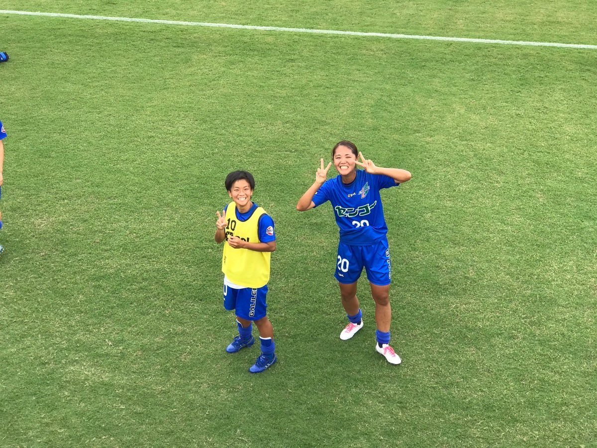 沖縄で再会！^_^
ほささんの活躍たのしみにしてるよ〜🌸
応援してます！！またきてね〜🌺