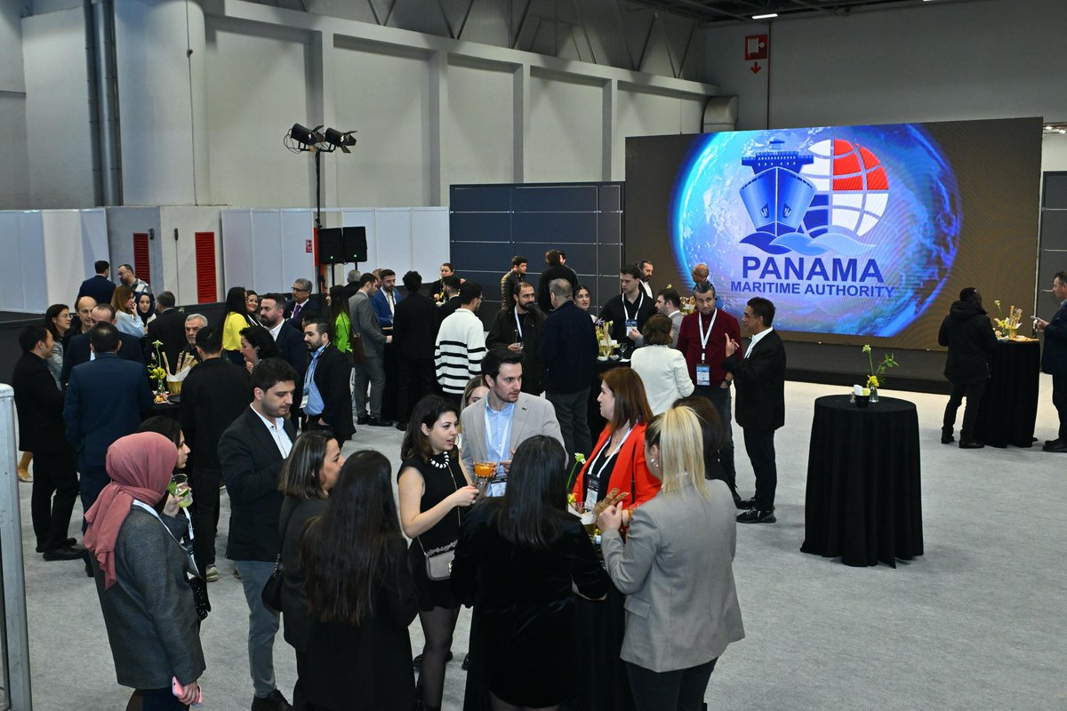☕️⚓ Industry professionals came together at our Network &amp; Coffee Break event sponsored by Panama Maritime Authority!

📍 Organized in the Conference Area in Hall 5, exhibitor had the opportunity to make new business contacts and exchange ideas about the industry.