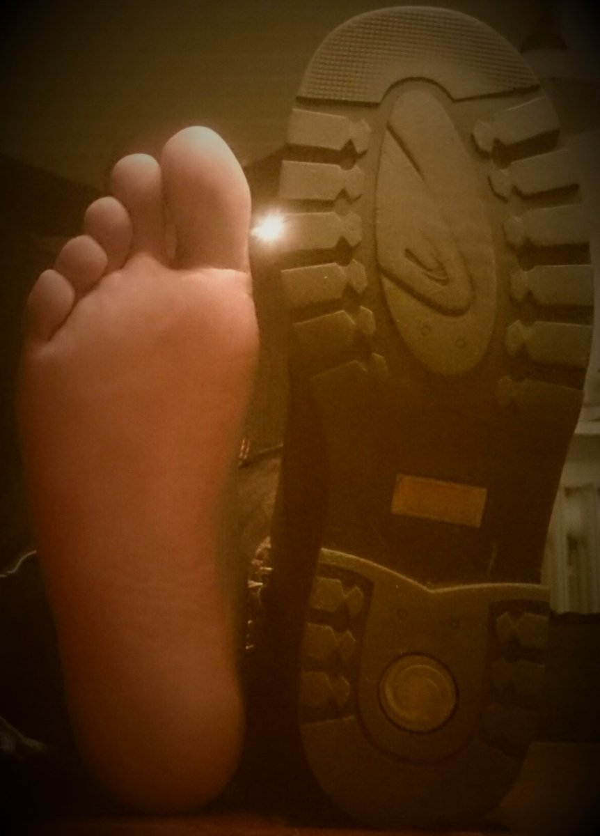 Cowboy2471's tweet photo. .. unterschiedlicher Grip.. hat beides Vor und Nachteile.. https://t.co/AwJ5FoDdSg