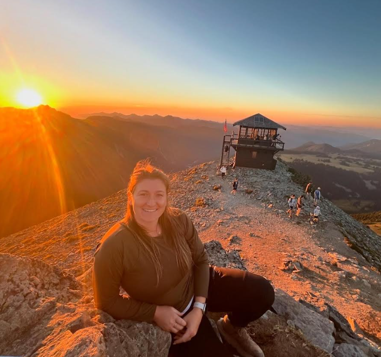 RutgersGSB's tweet photo. Where Are They Now Wednesday? Callie McLaughlin (Duliba), @RutgersGSB  class of 2019, is a Senior Client Success Manager on the Gartner Research Board team, supporting Gartner's top 25 accounts, which include companies with $30 billion in revenue. https://t.co/DCFskrzXuH