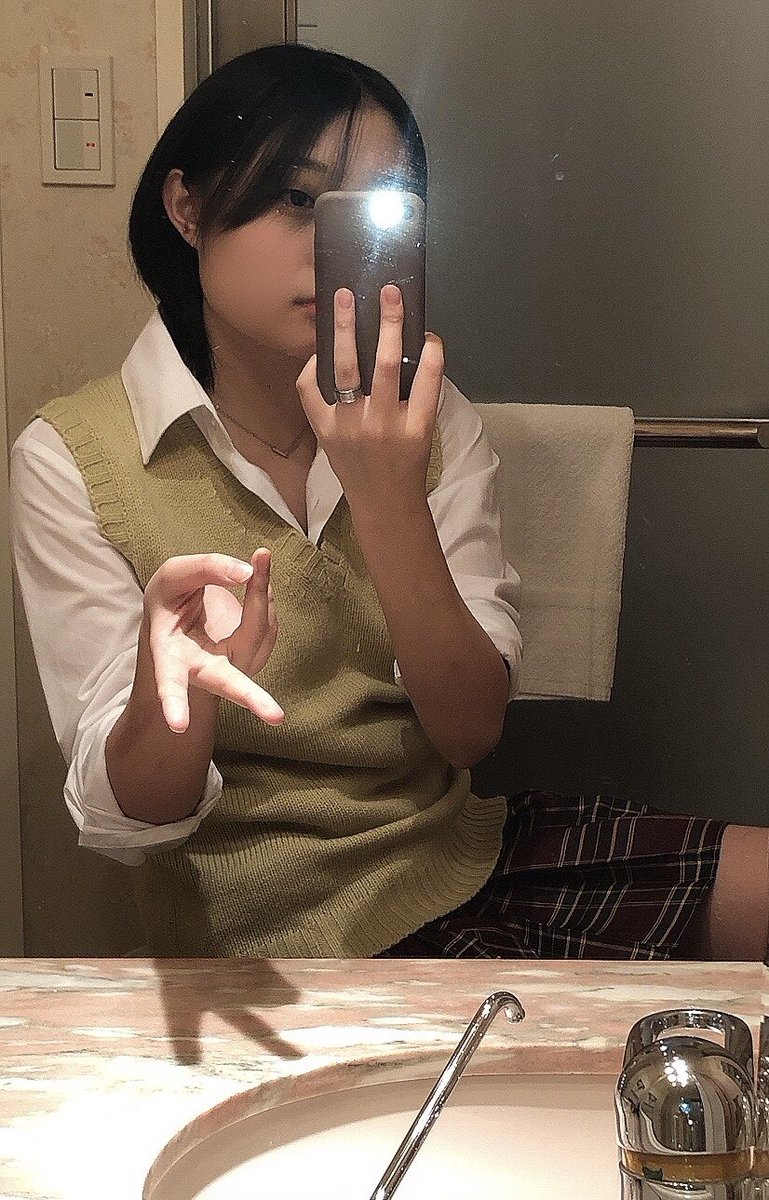 eSZo9RyaWC42831's tweet image. コスプレコギャル💕
結構お気に入りかなあ
今日の泊まりの人と！
ぎゃる✌️

#p活大阪
#p活難波