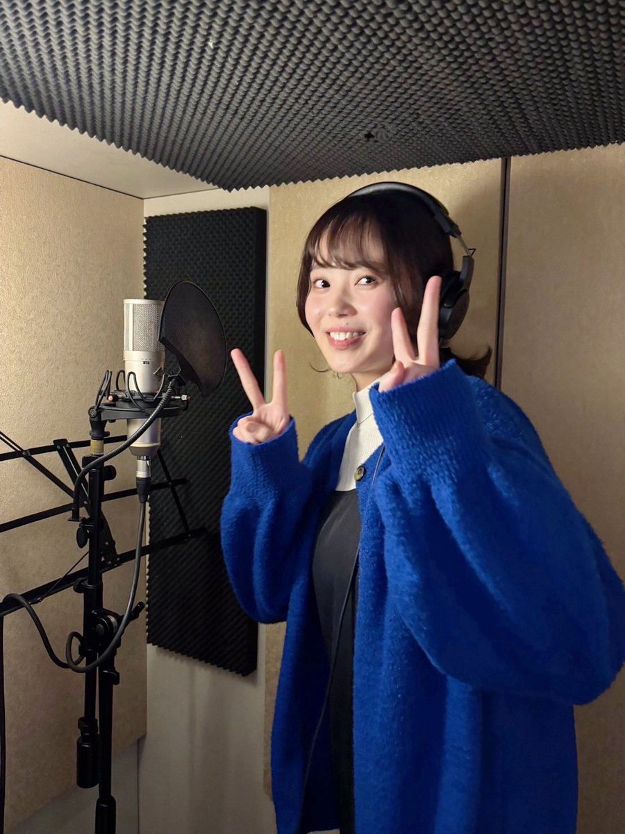 ReLienSax0211's tweet photo. 22日(土)は長野県松本市のキッセイ文化ホールにて演奏会があります🎷
儚げな雰囲気のあるサンドアートと、美声ナレーションと私たちの演奏で、今年生誕150周年となるM.ラヴェルの人生を描きます🖼️
お近くの方、ぜひお越しください！！
(練習休憩は甘い物をじゃんけん争奪戦して食べます🍫)ﾅｶﾖﾋﾟ https://t.co/FmrjMfMbAL