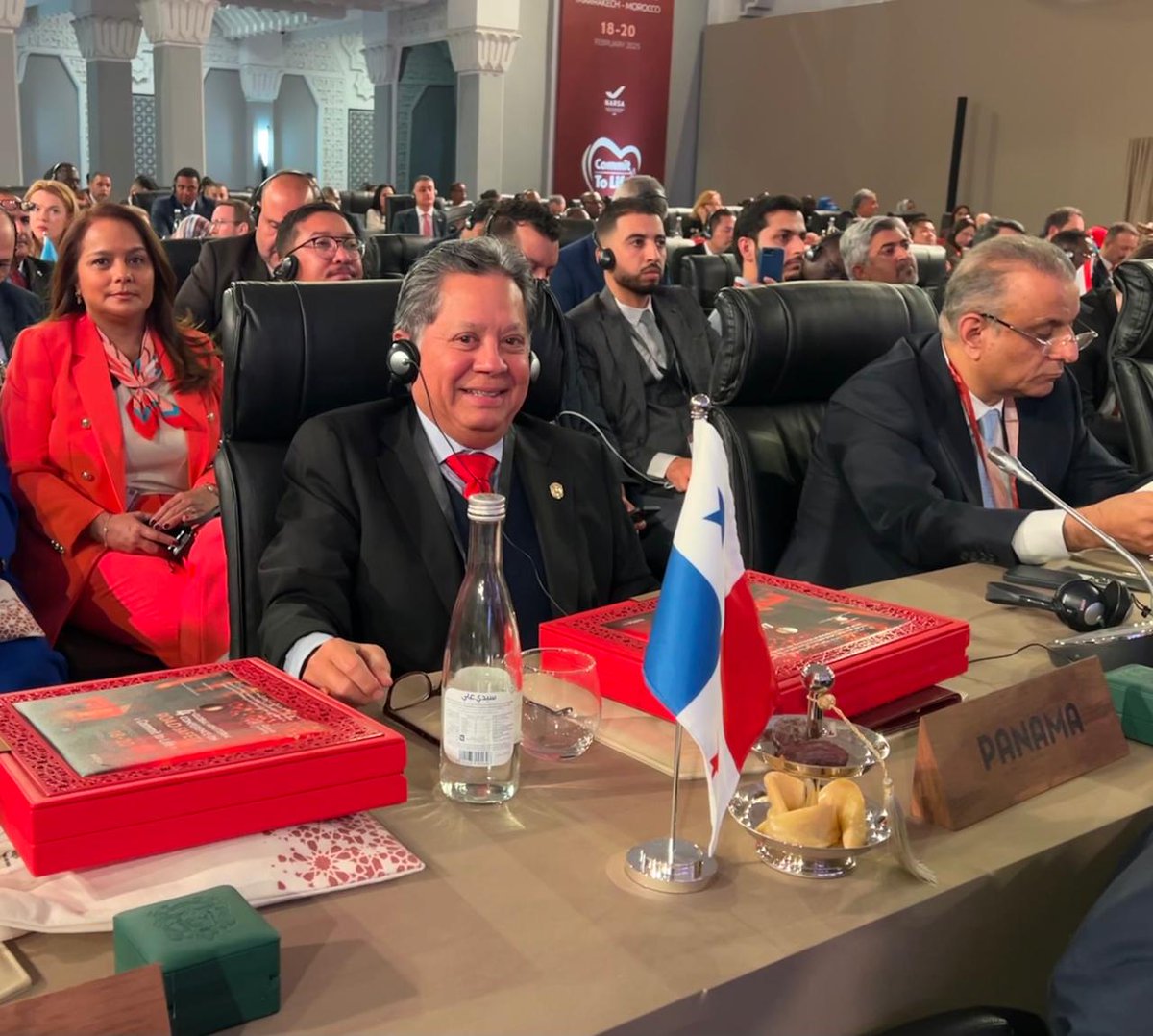 EmbajadadePana2's tweet image. La Embajadora @IsbethQuiel acompaña la participación del Viceministro Manuel Zambrano del @MINSAPma en su participación en la 4a Conferencia Ministerial sobre Seguridad Vial en 🇲🇦. Panamá ratifica su compromiso con una movilidad segura. #SeguridadVial #RoadSafety #CommitToLife