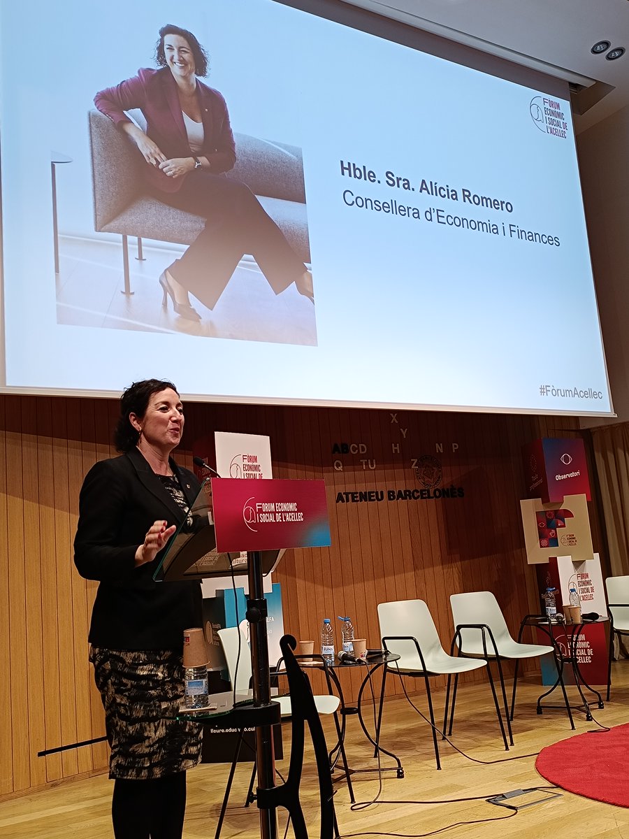 Acellec's tweet image. 🗣️La consellera @aliciarll protagonitza la cloenda del #FòrumAcellec destacant que &quot;el lleure educatiu i la cultura de proximitat és un sector que hem d&apos;ajudar a estructurar i ens comprometem a treballar de manera conjunta amb una interlocució propera&quot;.