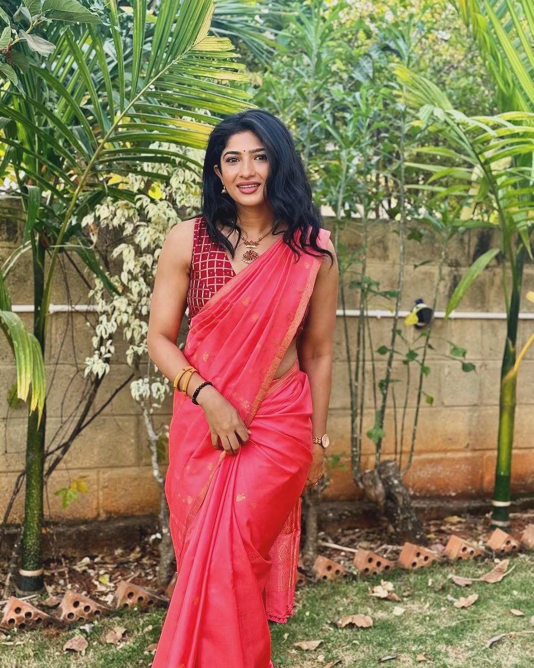 GkJv8jUWQAA3dwO?format=jpg&name=large