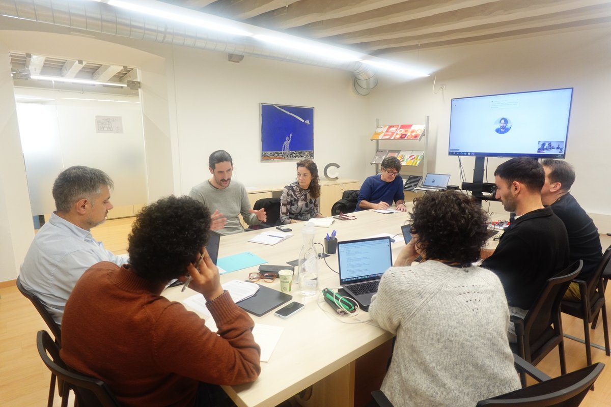 👥Aquest matí hem escoltat a representants dels creadors i exhibidors en l'àmbit de les #artsvisuals.

Més informació 👉 bit.ly/41c4lpL

#TreballCultura #EstatutArtista