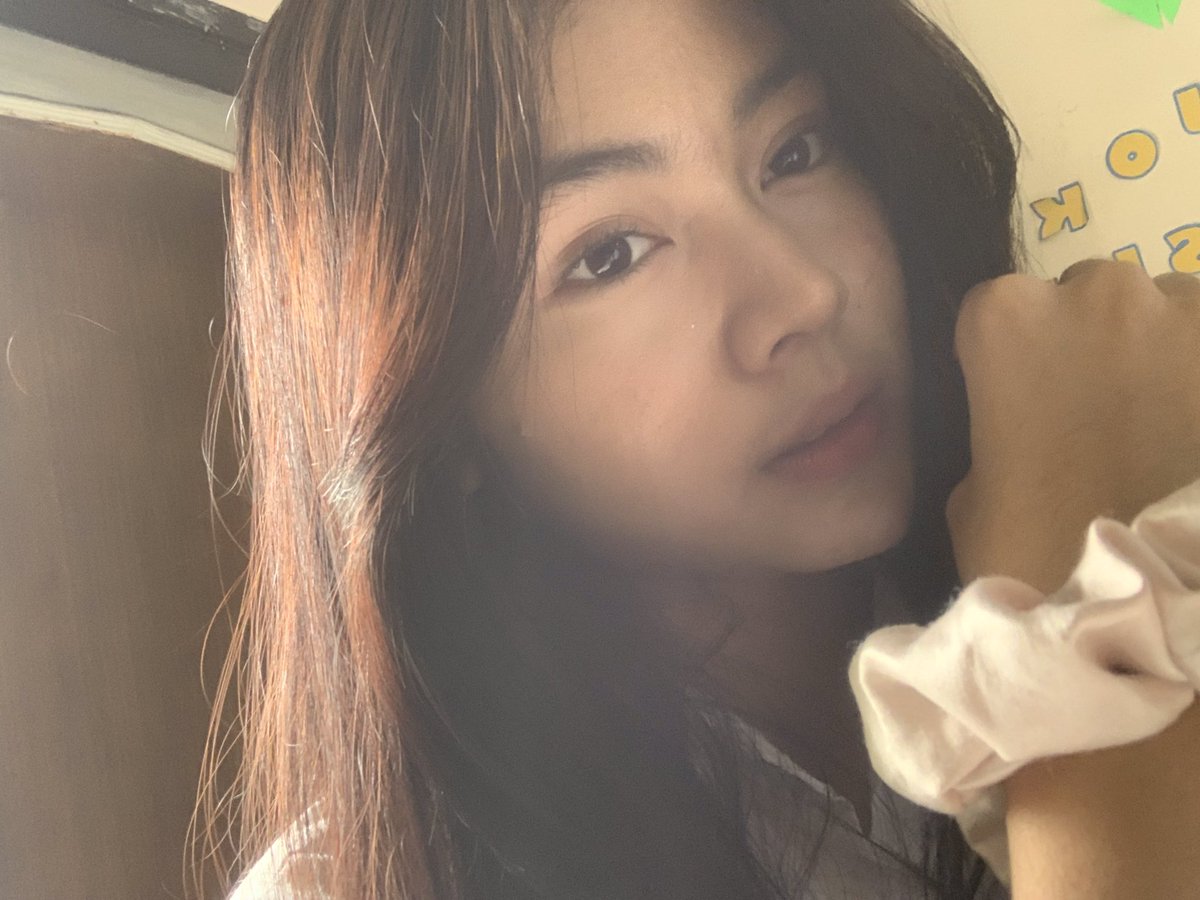 s ✧˚ · . tweet media